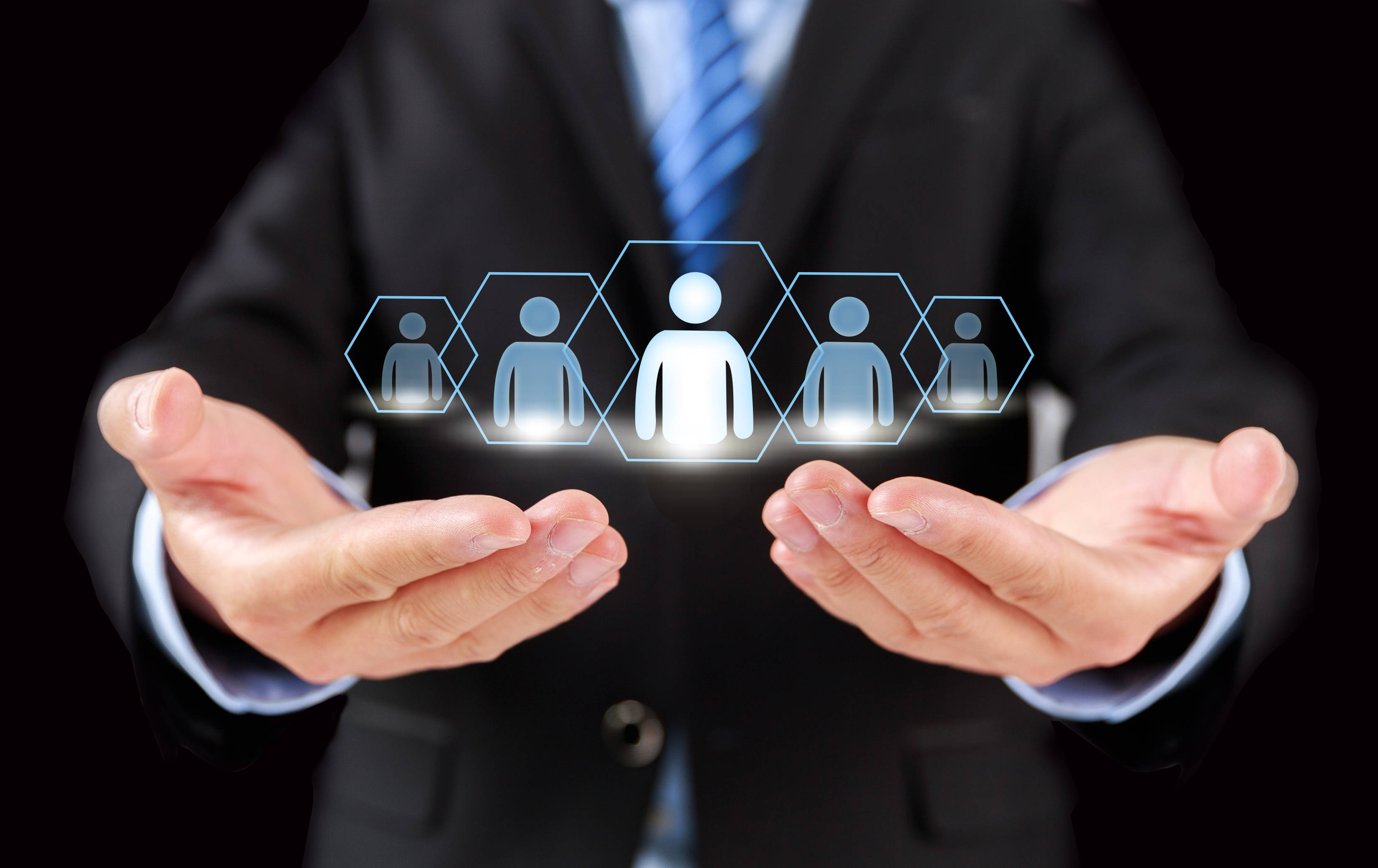 猎头助力职业发展 在专业行业中如何高效通过猎头找工作